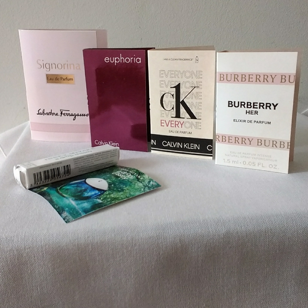 Assorted Travel Size Eau de Parfum Set